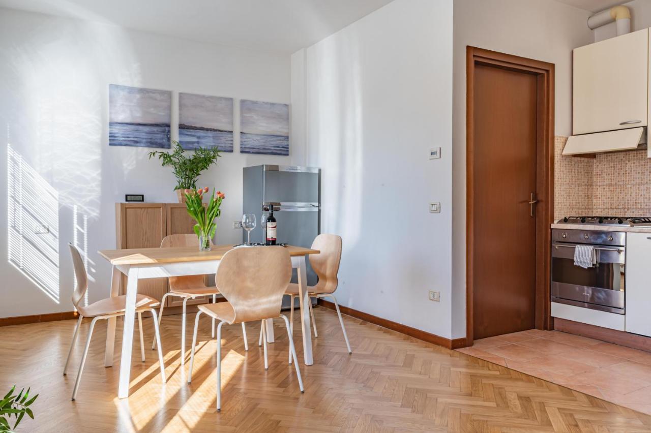 Parma Parco Ducale Duplex Apartment With Parking Luaran gambar