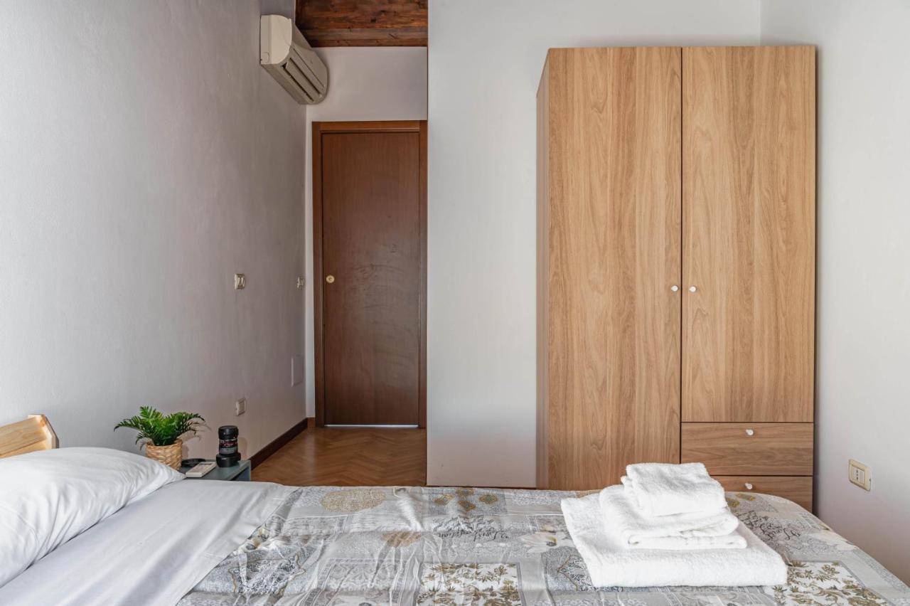 Parma Parco Ducale Duplex Apartment With Parking Luaran gambar