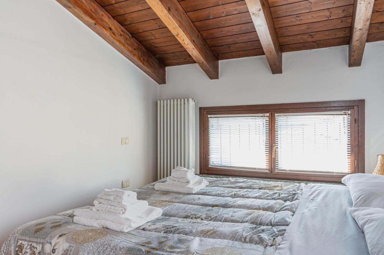 Parma Parco Ducale Duplex Apartment With Parking Luaran gambar