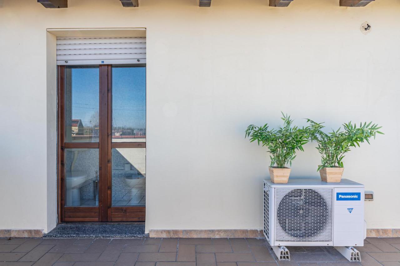 Parma Parco Ducale Duplex Apartment With Parking Luaran gambar