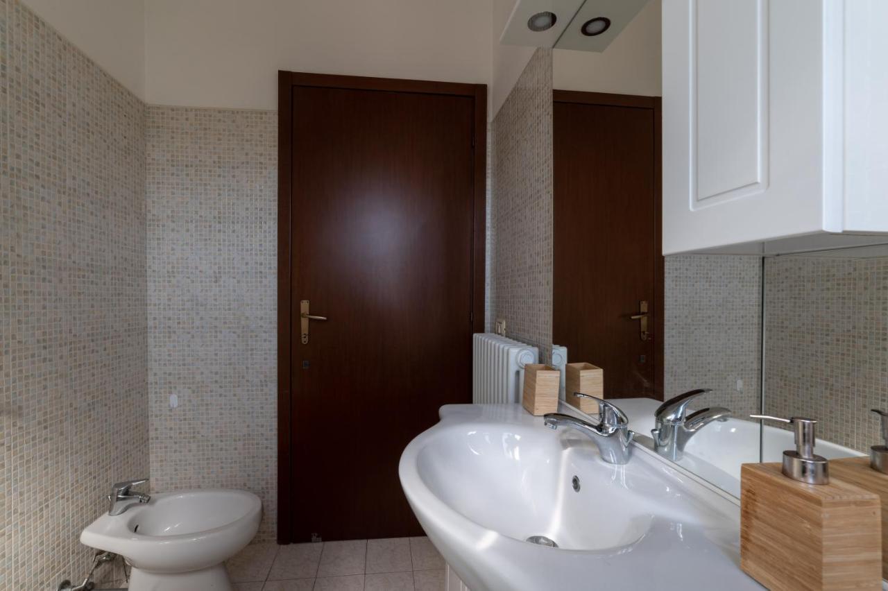 Parma Parco Ducale Duplex Apartment With Parking Luaran gambar