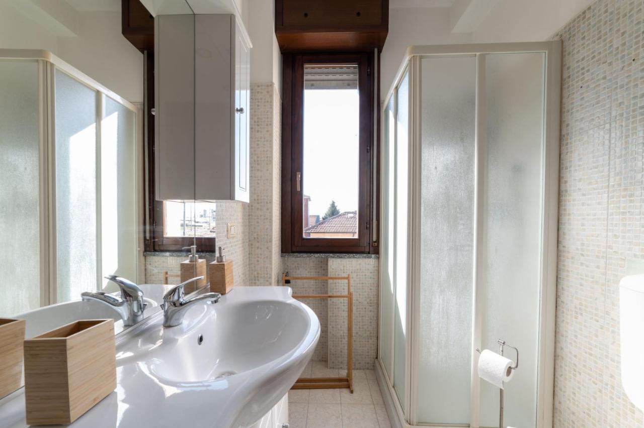 Parma Parco Ducale Duplex Apartment With Parking Luaran gambar