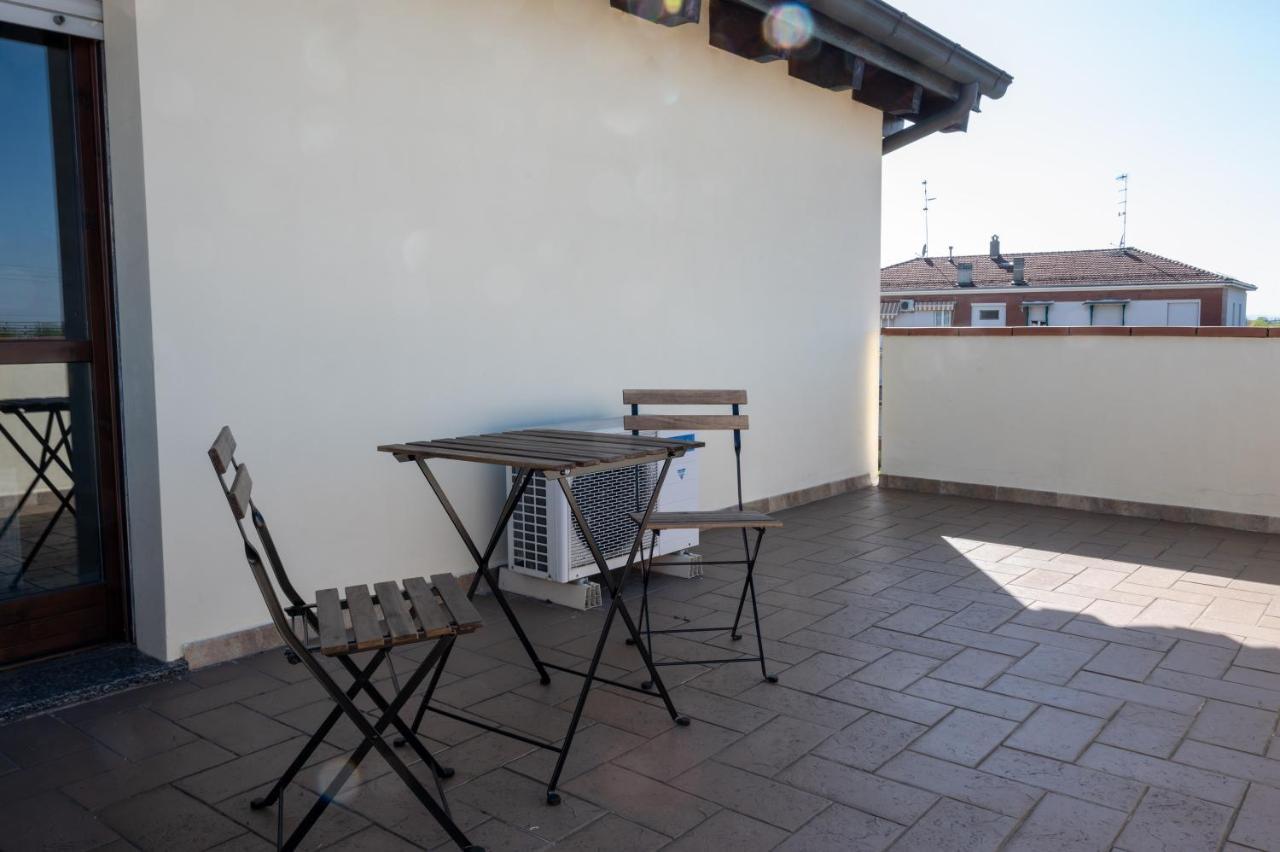 Parma Parco Ducale Duplex Apartment With Parking Luaran gambar